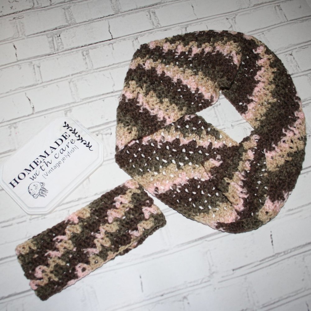 Handmade crochet infinity scarf and headband set pink camo